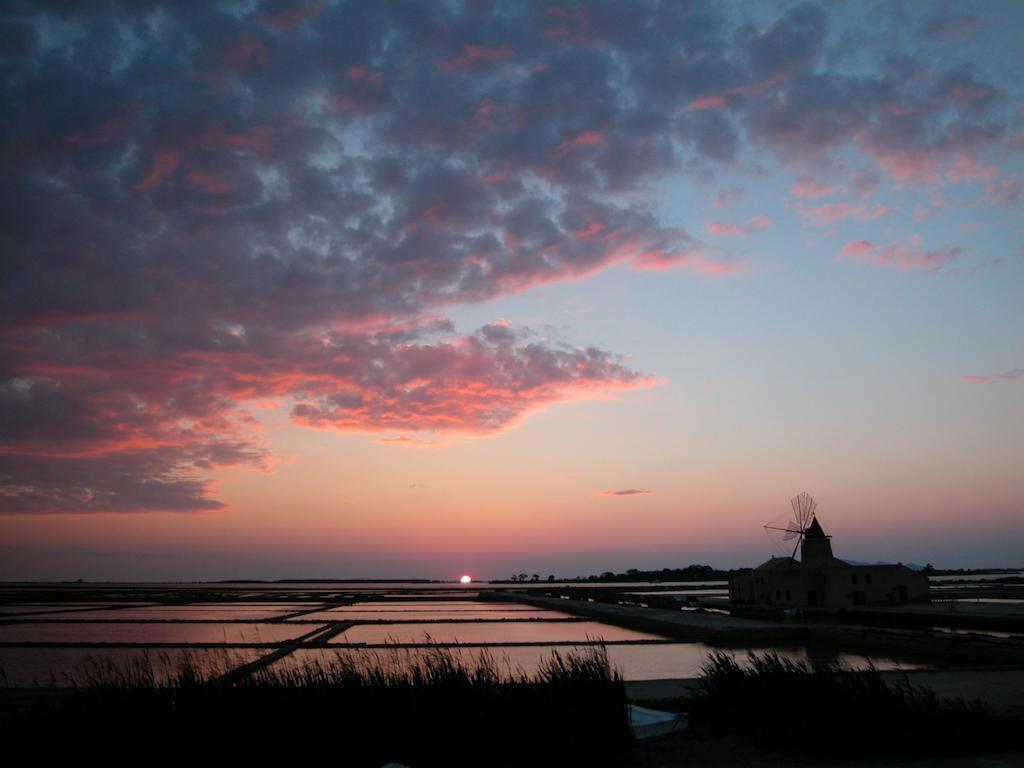 Delfino Beach Hotel Marsala Bagian luar foto
