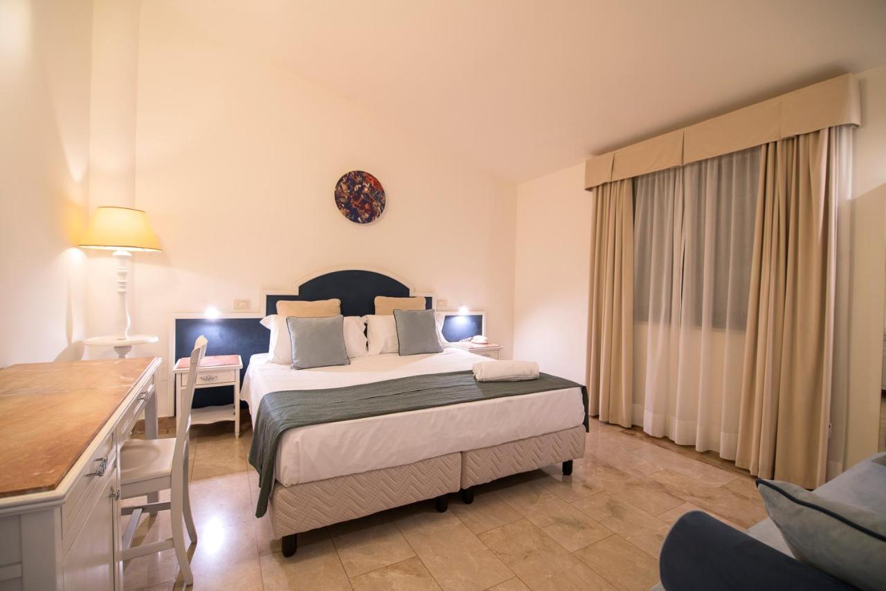 Delfino Beach Hotel Marsala Bagian luar foto