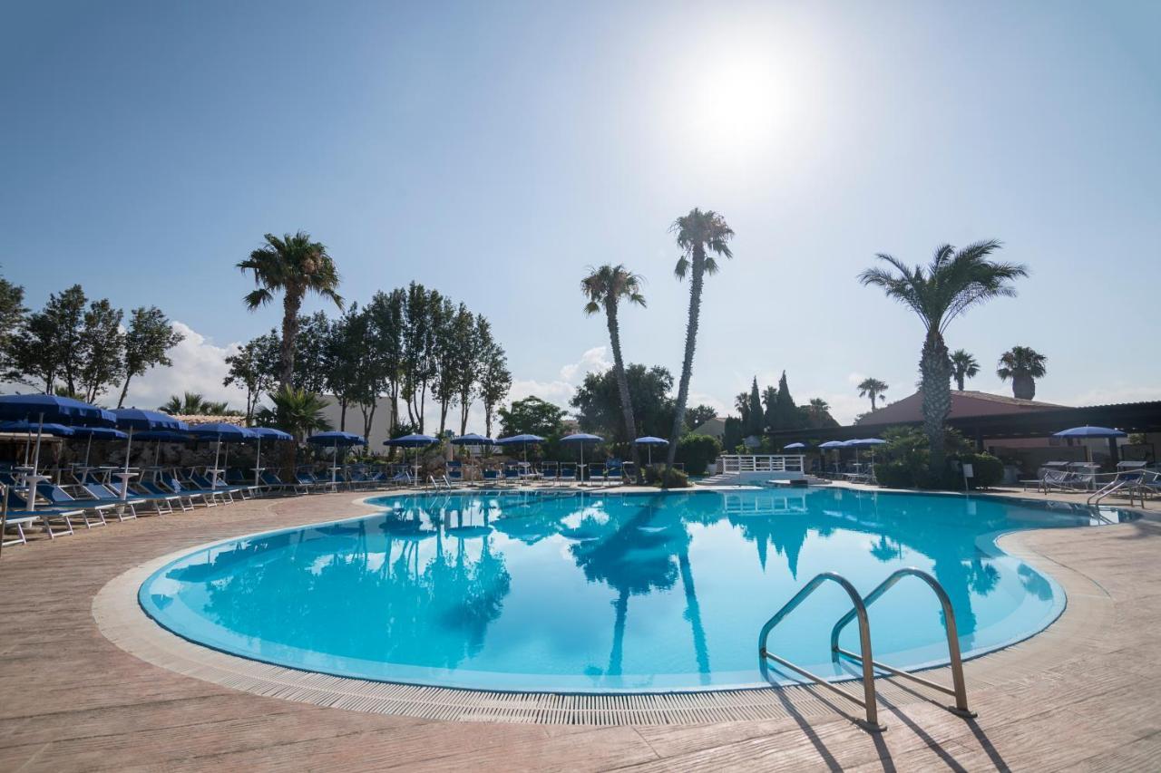 Delfino Beach Hotel Marsala Bagian luar foto